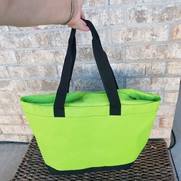 Nylon Insulated GREEN BLACK Cooler Bag (12x11x8) Waterproof Durable Tote - Picture 3 of 8